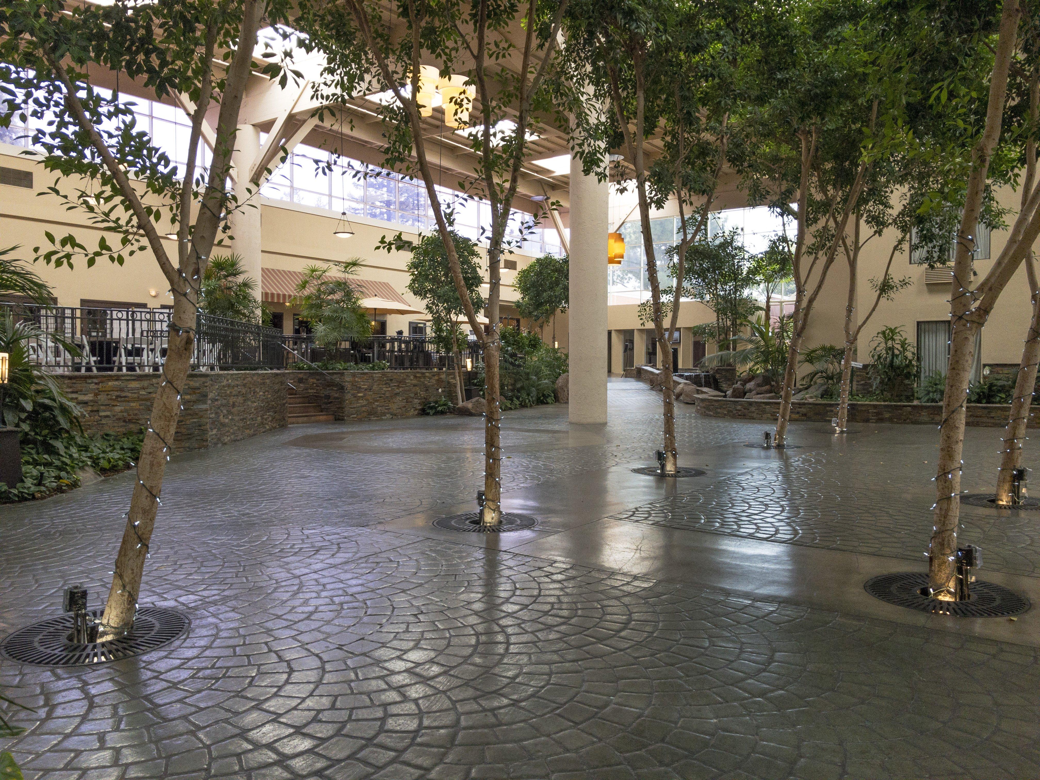 Concord Plaza Hotel Eksteriør billede